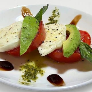 Avocado Caprese